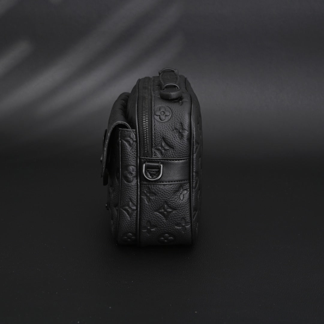 soft trunk messenger bag – monogram black taurillon