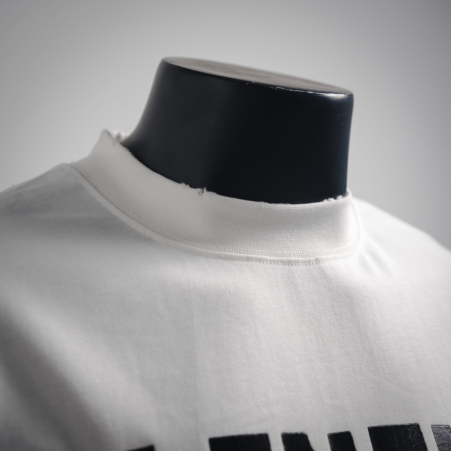 balenciaga gothic logo back print t-shirt