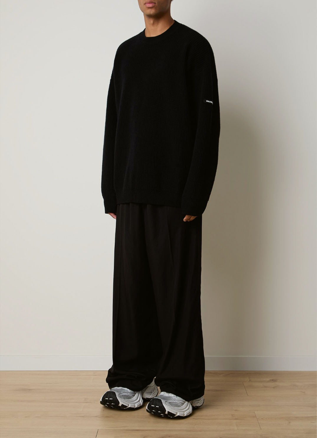 balenciaga logo-patch wool crewneck sweater