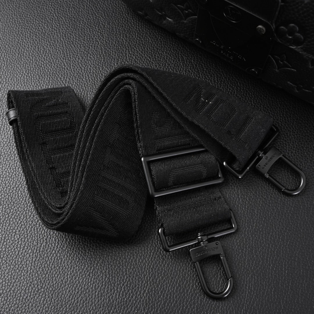 soft trunk messenger bag – monogram black taurillon
