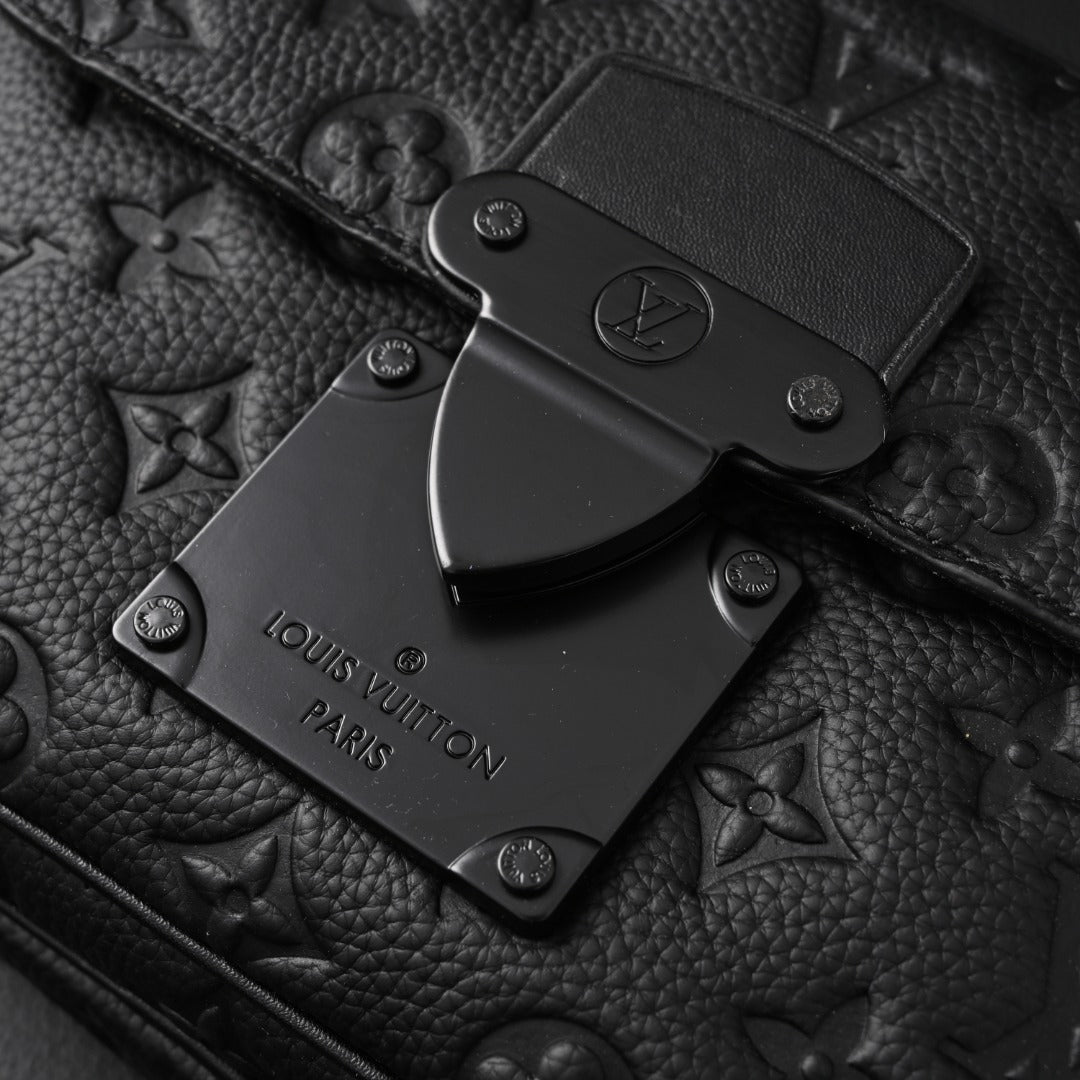 soft trunk messenger bag – monogram black taurillon