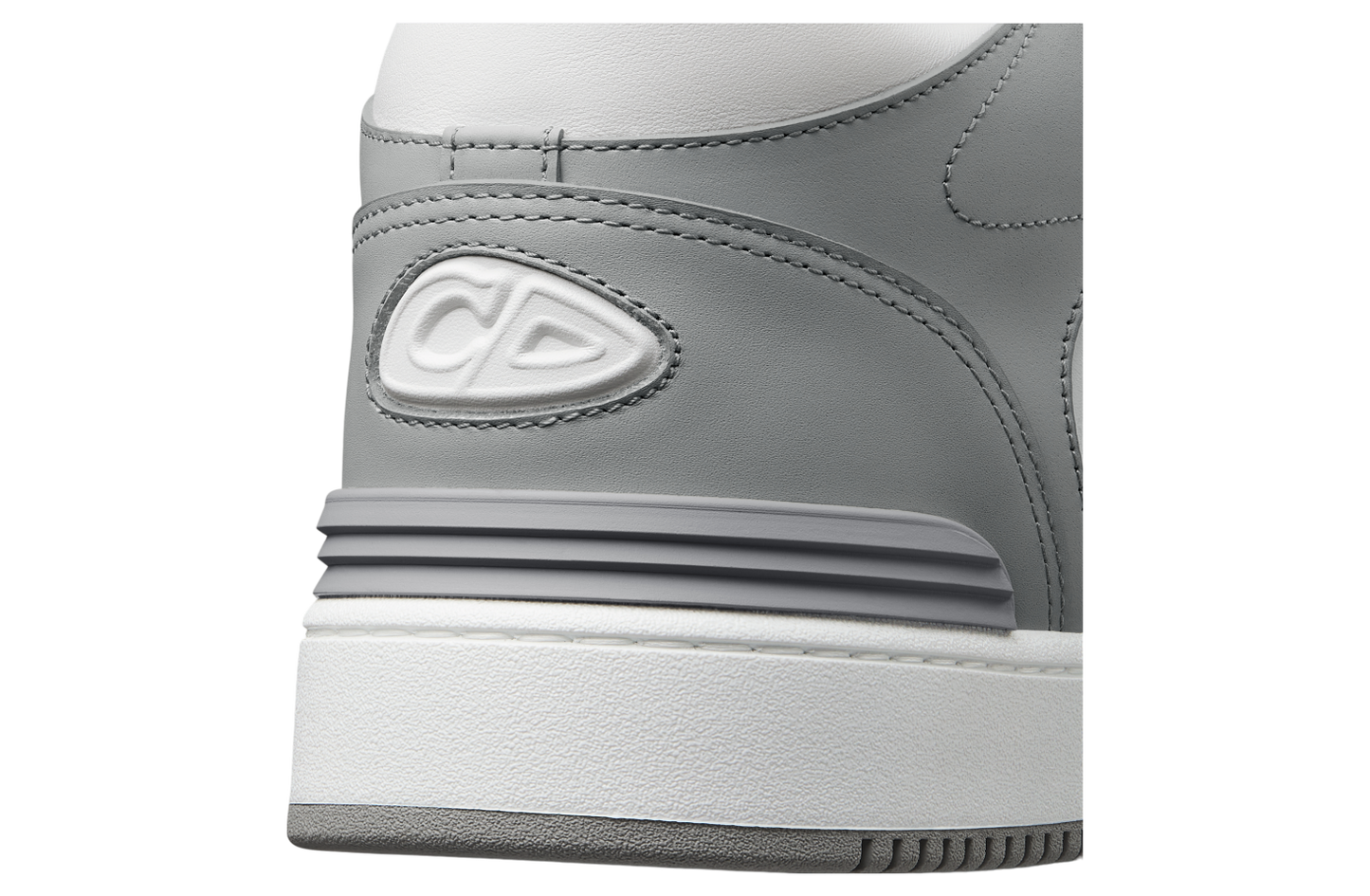 b57 mid-top sneaker