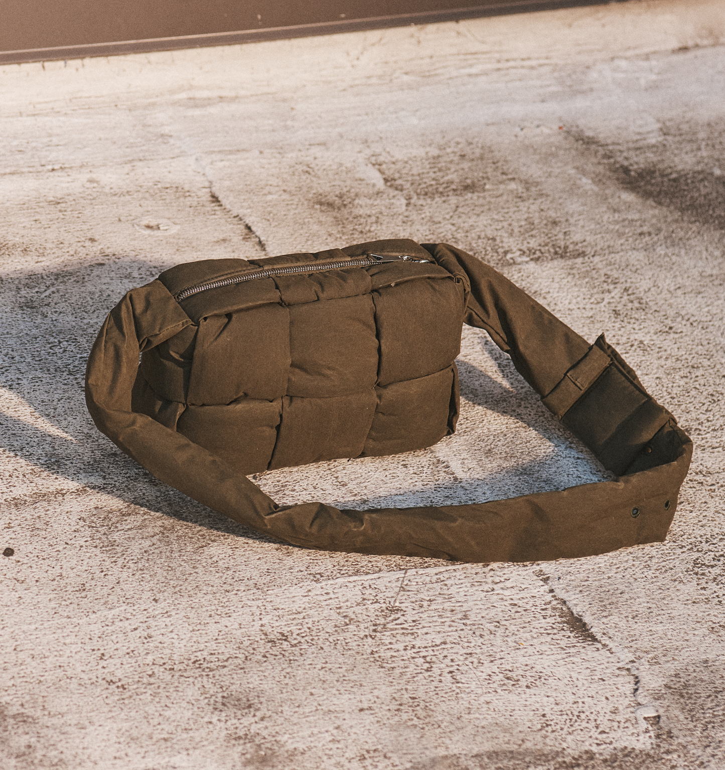 medium arco padded camera bag