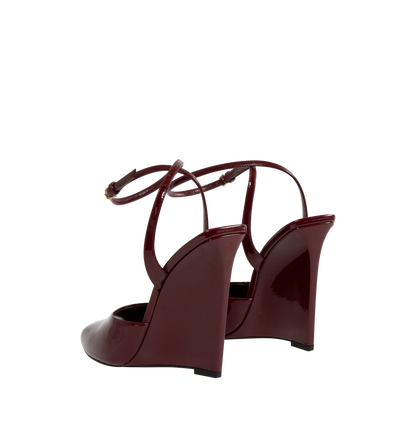 La Scandale Patent Wedges