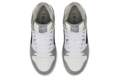 B57 Mid-top Sneaker