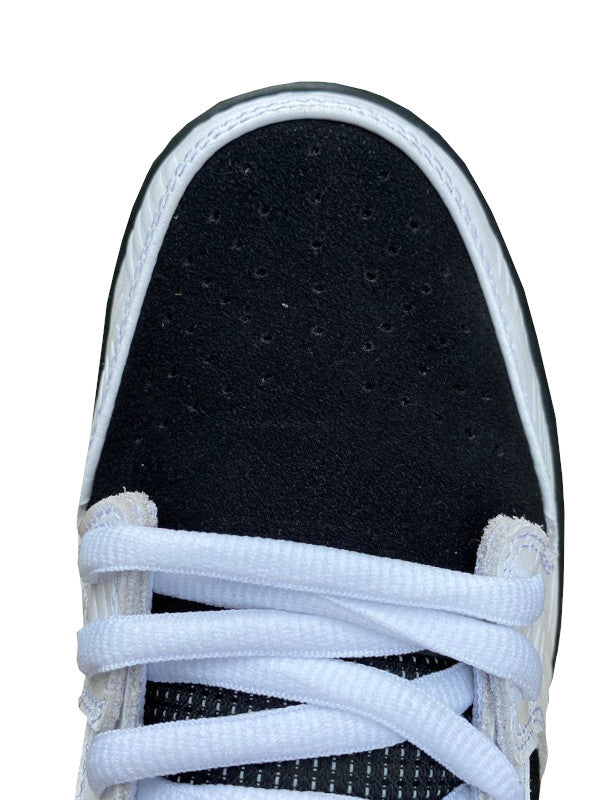 nike sb dunk low tightbooth